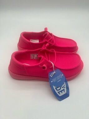 Hey Dude Women's Funk Mono Hot Pink Slip-On Loafer - 8 Wide